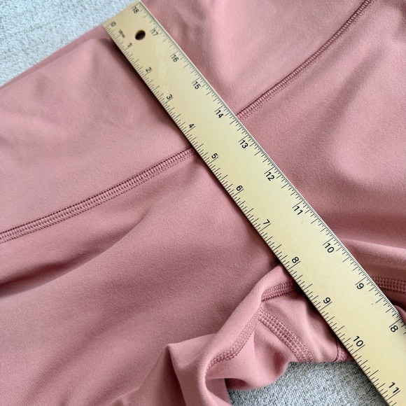 🍑 VS Peach Pink Incredible Studio High Rise Legging - Picture 6 of 12